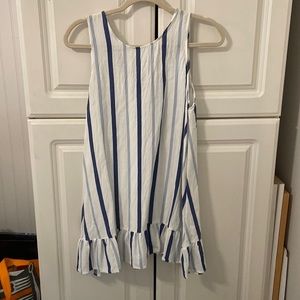 Women’s dress size small
